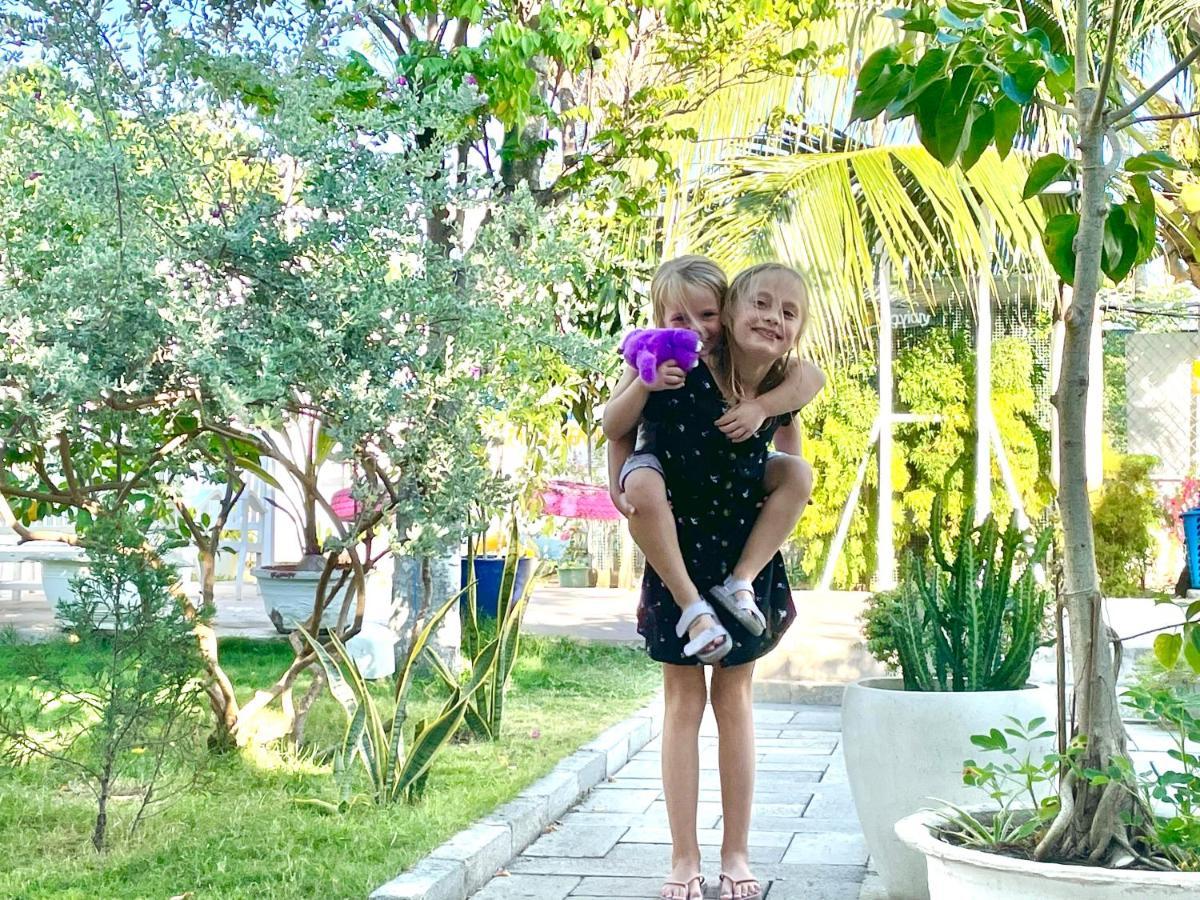 Moonbeam Homestay & Mini-Resort Mui Ne Фан Тиет Екстериор снимка